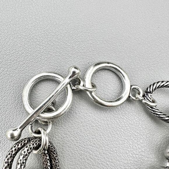 Chunky Rhinestone Circle Bracelet with Textured Cable Chain Silver Tone Toggle - Picture 5 of 5